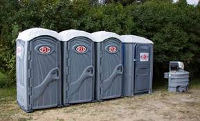 Best Deluxe Portable Toilet Rental  in West Glendive, MT